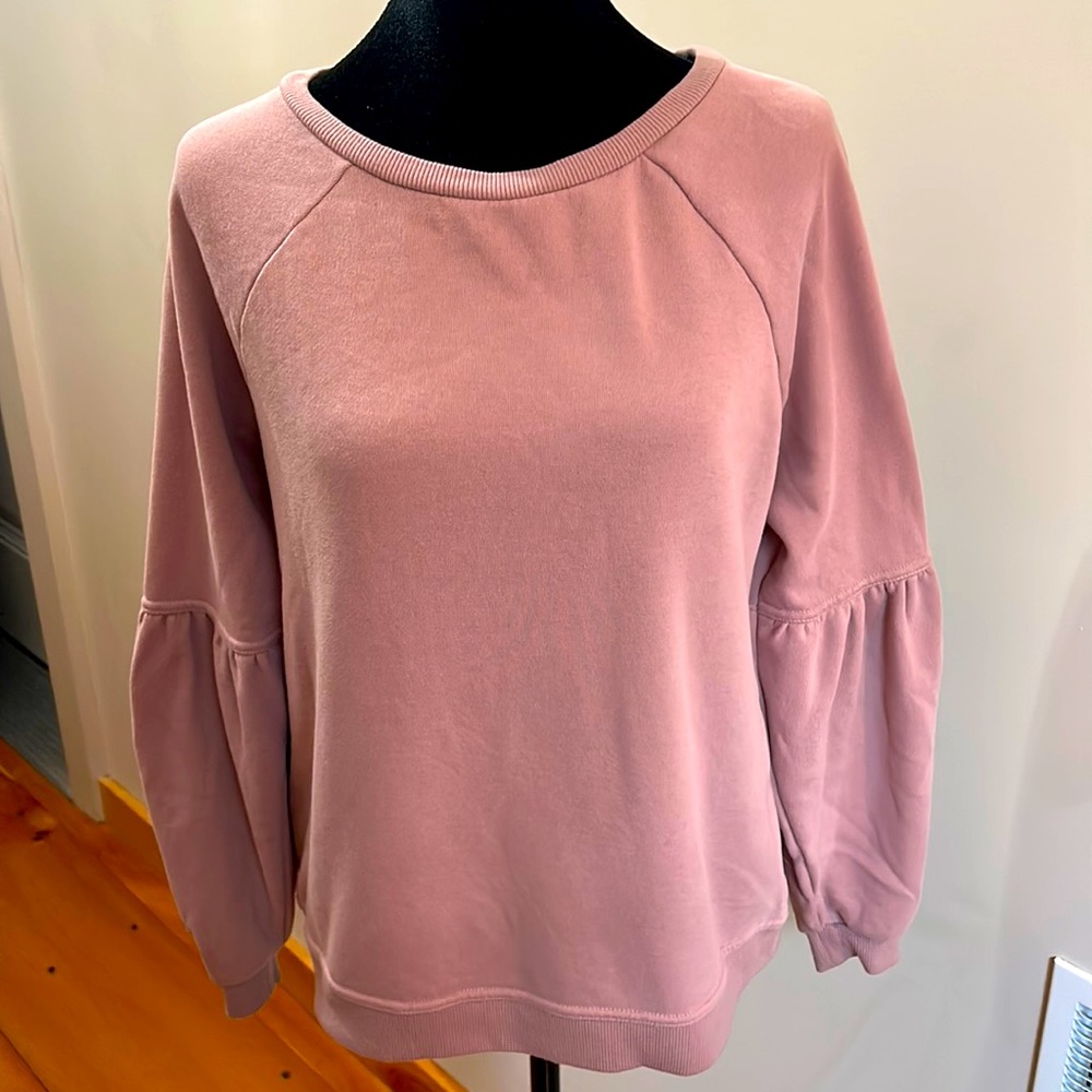 Crewneck lightweight sweatshirt with poof sleeves